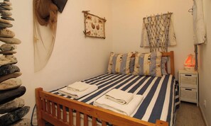 1 Schlafzimmer, Zimmersafe, Bügeleisen/Bügelbrett, Reisekinderbett