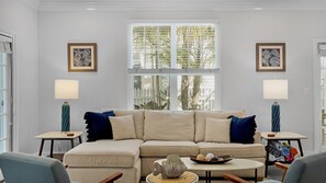 Smart TV - **GARDEN OF EMMA @ THE ANNEX** Private Home & Pool + LAST KEY SERVICES… (Key West)