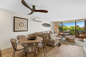 コンドミニアム 2 ベッドルーム | リビング エリア | スマートテレビ