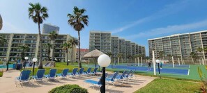 Apartamento, 3 habitaciones | Cancha deportiva