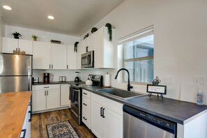 Apartment (1 Bedroom) | Interior