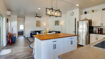 Apartment (1 Bedroom) | Interior