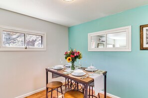 Apartment (1 Bedroom) | Interior - Downtown Ouray Apt w/ River & Mountain Views! (Ouray)