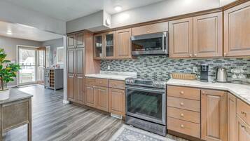 Talo (3 Bedrooms) | Sisätilat