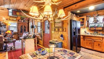 House (1 Bedroom) | Interior