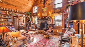 House (1 Bedroom) | Interior