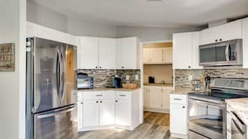 ุงูู
ูุดุฃุฉ ู
ู ุงูุฏุงุฎู