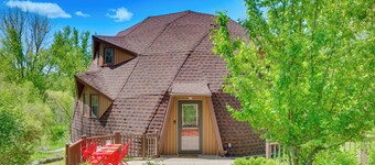 바라부 리버에 위치한 18에이커의 지오데식 돔 하우스!