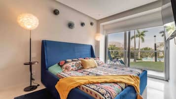 3 bedrooms, desk, travel crib, free WiFi