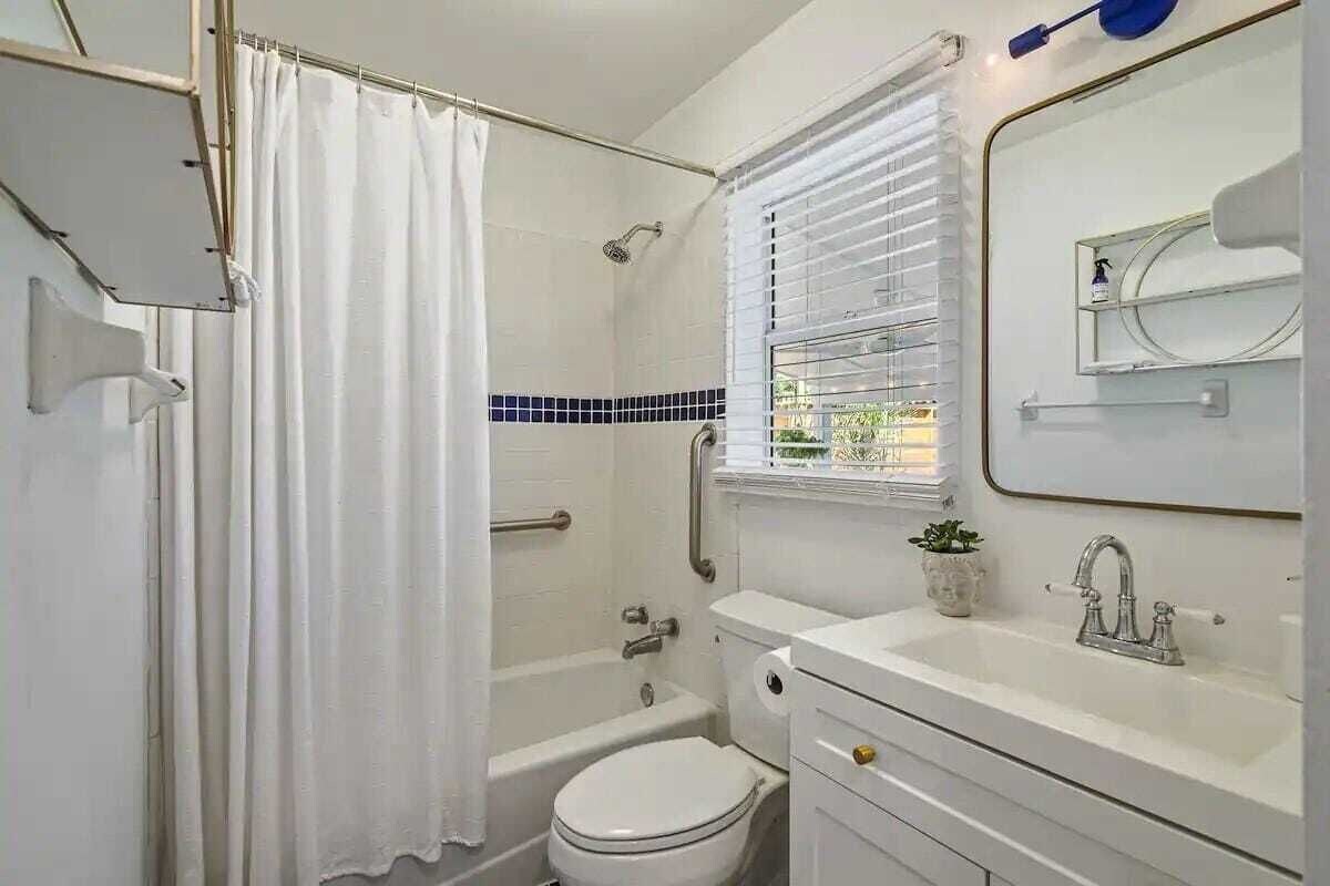 Photo 10 of Close to downtown and beach! Fabulous back yard fe