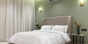 3 Schlafzimmer, Verdunkelungsvorhänge, Bügeleisen/Bügelbrett