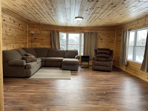 Entire House for Outdoor Enthusiasts!  ORV, Snowmobile and more!