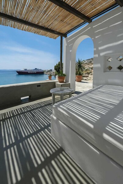 Mykonos Blue Nest - Sea View Escape
