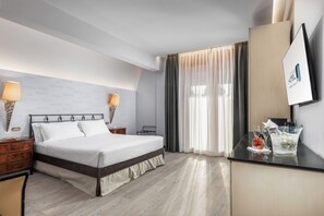 Deluxe Room, City View
