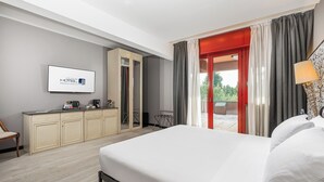 Kamar Deluks, pemandangan kota | Seprai premium, selimut bulu angsa, busa memori, dan minibar