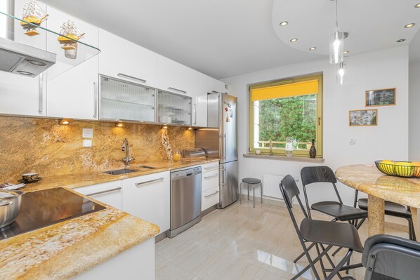 Private kitchen - Seaside Apartment in Sopot by Renters (Sopot)