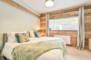 6 Schlafzimmer, Bügeleisen/Bügelbrett, WLAN, Bettwäsche