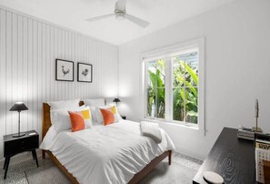 6 bedrooms, desk, iron/ironing board, WiFi - Humidor at Angels Quarter | 2 Epic Ybor Homes, Steps to 7th Ave (Tampa)