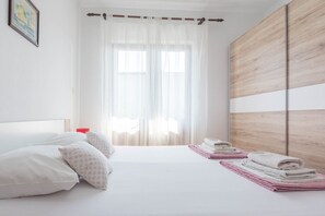 2 habitaciones, wifi y ropa de cama