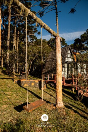 Honeymoon Cabin, Jetted Tub, Mountain View | Property grounds - Chalé Diamante Negro - Urubici - SC (Urubici)