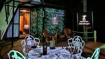 Façade de lâhĂ©bergement - soirĂ©e/nuit