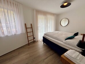 2 bedrooms, free WiFi, bed sheets