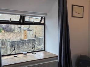 Interior - Stunning Cottage with Log Burner-King Bed-Parking (Frosterley)