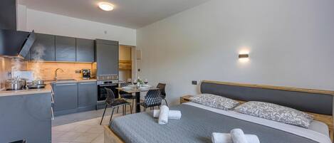 Appartement Familial, plusieurs chambres (Coastal Countryside Oasis Apartment) | 1 chambre, Wi-Fi gratuit, draps fournis