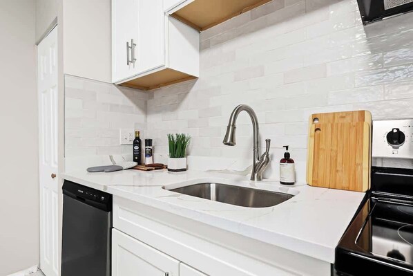 Fridge, coffee/tea maker, cookware/dishes/utensils - Stylish Gem in Hazel Park | 1BA | 2BD (Hazel Park)