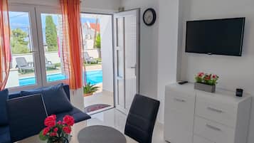 Appartement (Two Bedroom Apartment with Terrace an) | Salle de séjour