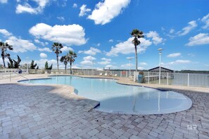 Piscine couverte, piscine chauffée