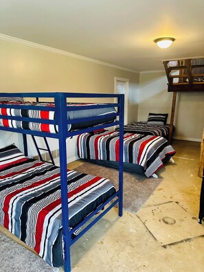 2 bedrooms, WiFi, bed sheets