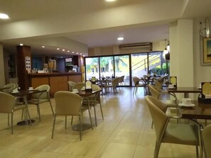 Restaurant - Hotel Termal Rio Hondo (Termas de Rio Hondo)