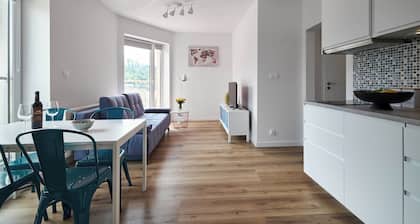 Ideally located modern flat near Gory Stolowe as well as Czech Republik.