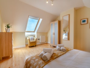 3 chambres, Wi-Fi gratuit, draps fournis