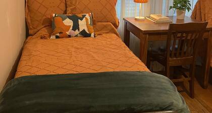 Lafayette Home: Patio, Kitchen & Kid-Friendly Amenities