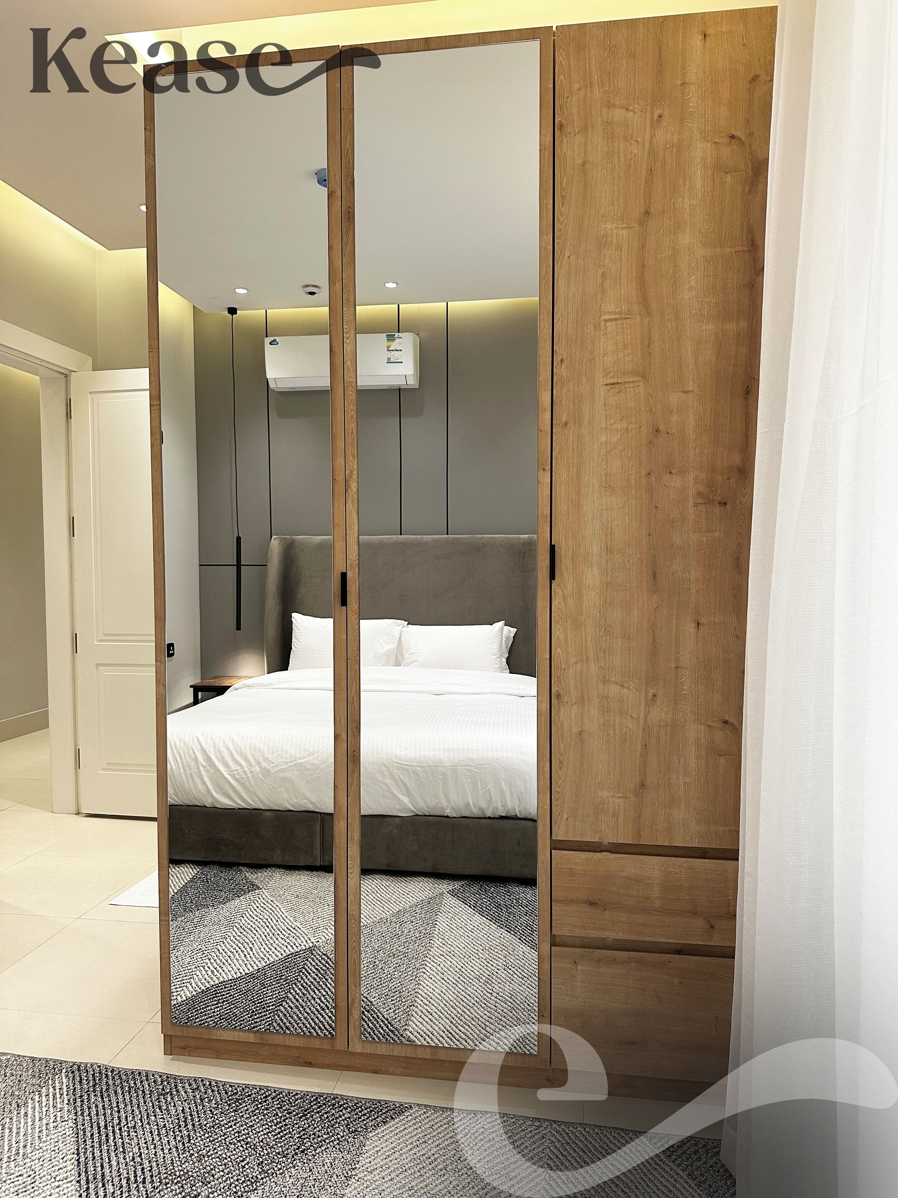 Design Apartment, 3 Bedrooms | 3 bedrooms, blackout drapes, iron/ironing board, free WiFi