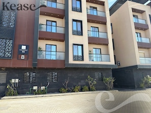 Exterior - Tawun B3-11 Royal touch Balcony AZ24 (Riyadh)