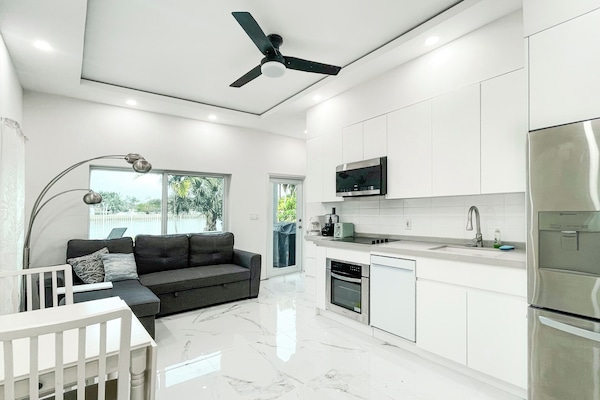 Køleskab, mikrobølgeovn, ovn, opvaskemaskine