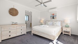 3 soverom, strykejern/-brett, reiseseng for barn og wi-fi (inkludert)