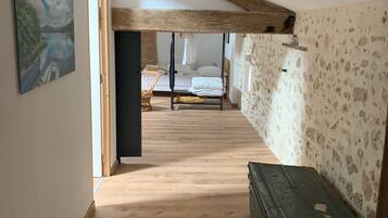 4 chambres, fer et planche Ă  repasser, lit parapluie, Wi-Fi gratuit