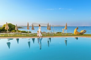 Outdoor pool - Amasea Resort (San Teodoro)