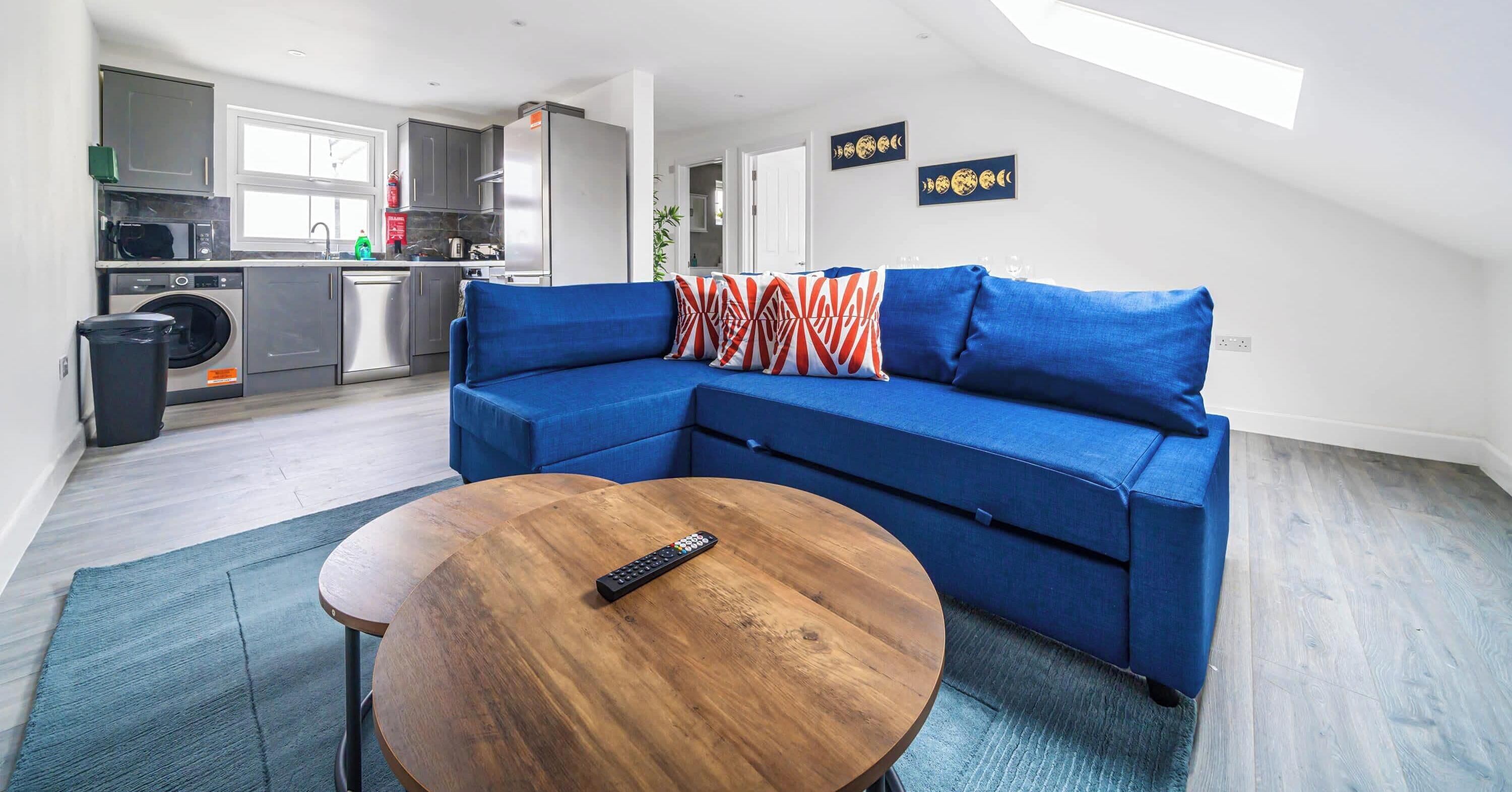 SPACIOUS OPEN LAYOUT WHERE THE WHOLE FAMILY/GROUP CAN UNWIND TOGETHER