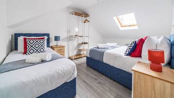 1 bedroom, desk, iron/ironing board, WiFi