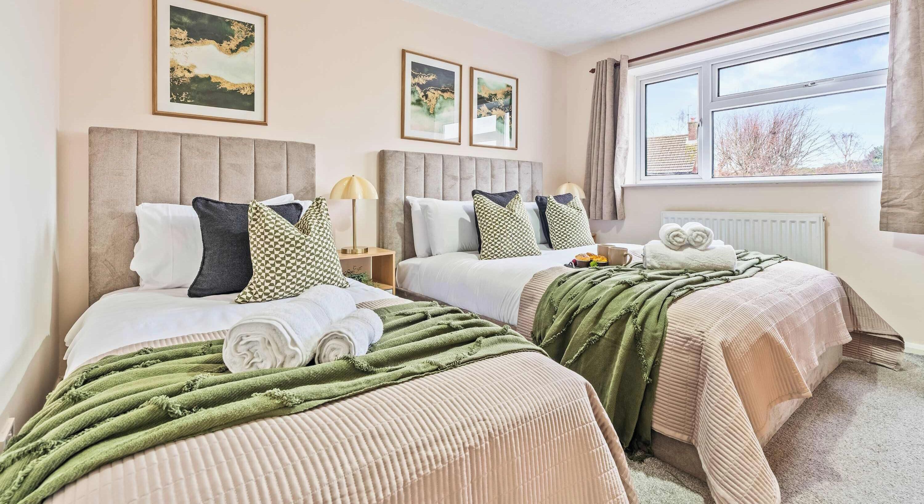 3 camere, una scrivania, ferro/asse da stiro, Wi-Fi