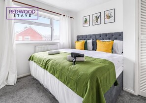 3 soverom, skrivebord, strykejern/-brett og wi-fi