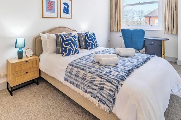 MASTER BEDROOM WITH A VIEW