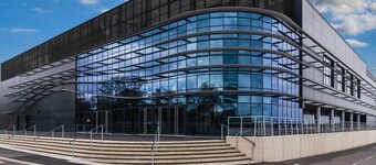 Cozy Family Home | Pet-Friendly, Parking & Netflix