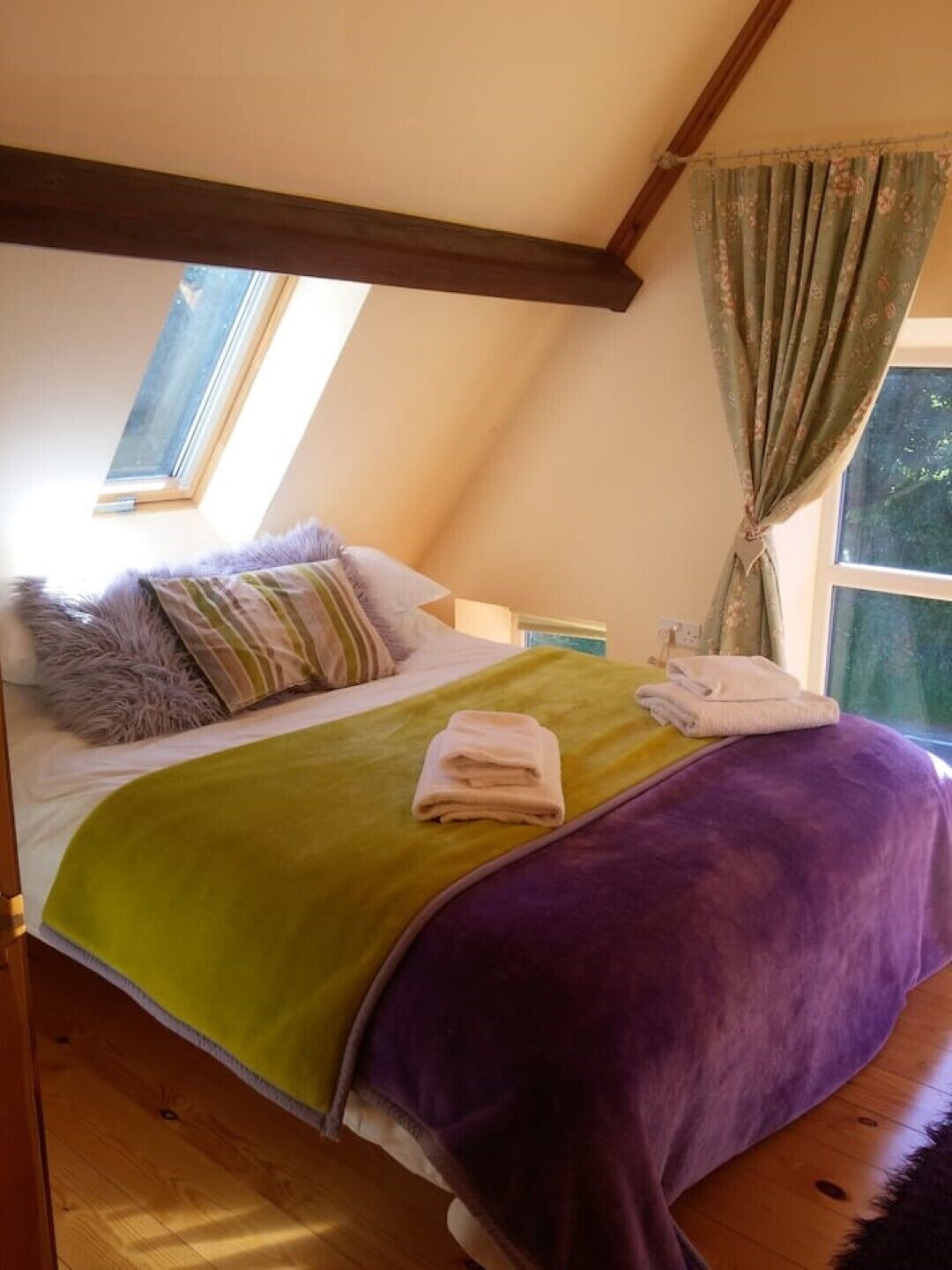 3 bedrooms, iron/ironing board, travel cot, free WiFi