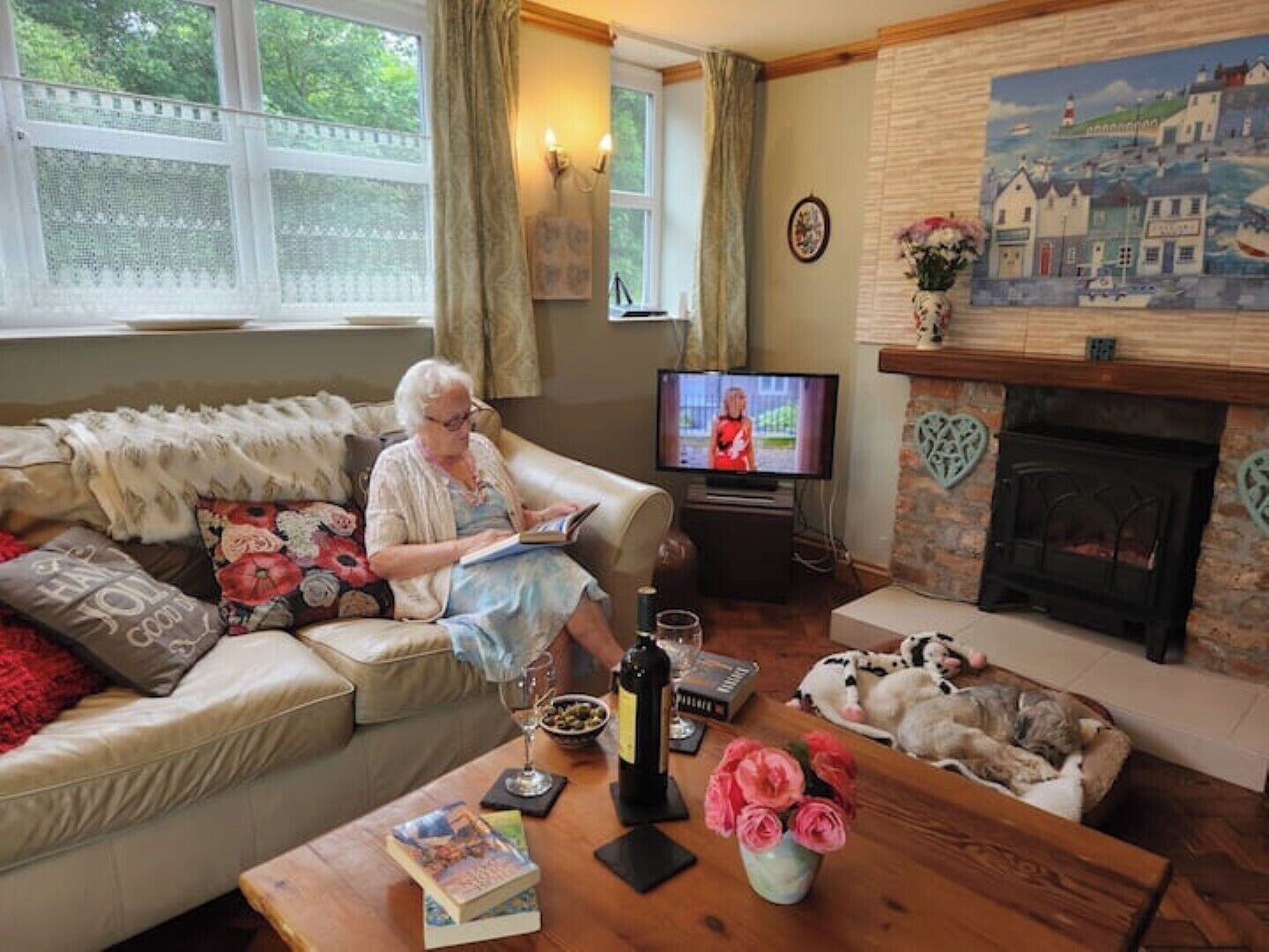 Eryri, The Old School House - Caernarfon